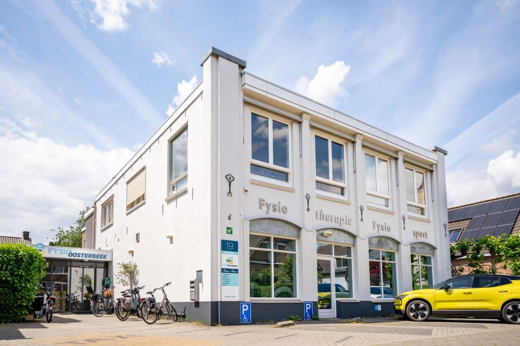 Buitenaanzicht van het praktijkpand van Fysio Oosterbeek